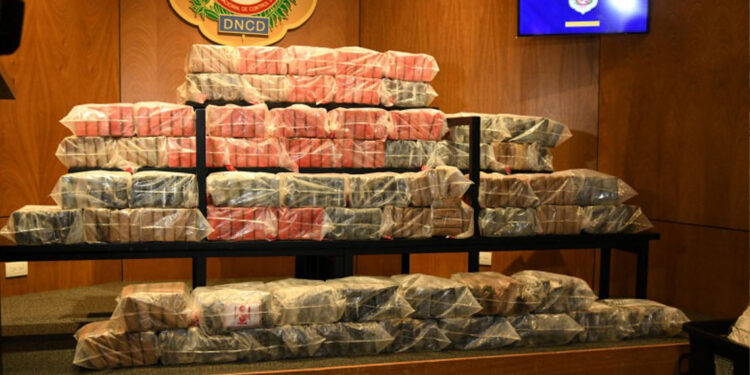 RD y EEUU decomisan 377 paquetes de cocaína en histórica operación aérea contra narcoterrorismo