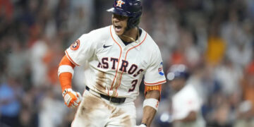 Jeremy Peña impulsa triunfo de Astros 8-7 sobre Yankees