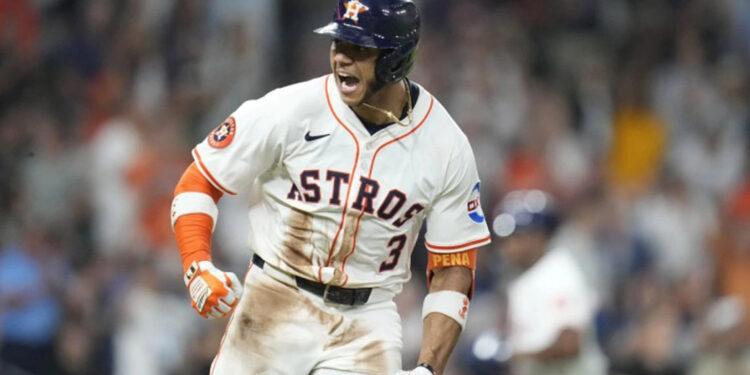 Jeremy Peña impulsa triunfo de Astros 8-7 sobre Yankees