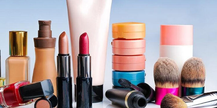 Amazon retira cosméticos con niveles ilegales de mercurio