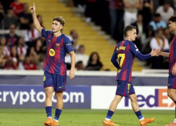 Barcelona aplasta 6-1 al Olympiacos con triplete de Fermín antes del Clásico