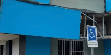Desplome parcial en hospital de Constanza por lluvias de la tormenta Melissa