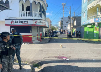 Dos muertos y varios heridos en tiroteo en Pueblo Nuevo, Santiago