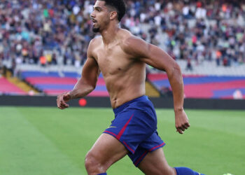 Gol de Araújo da triunfo al Barcelona ante el Girona