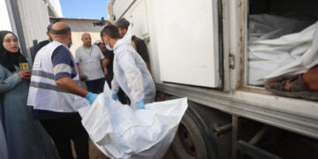 Israel entrega a Gaza restos de 45 palestinos bajo acuerdo de alto al fuego