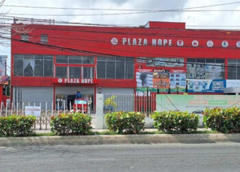 Mived exige estudios estructurales a negocios chinos y criollos cerrados para reabrir