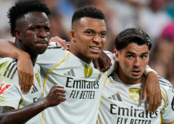 Vinicius y Mbappé guían al Real Madrid en triunfo 3-1 sobre el Villarreal