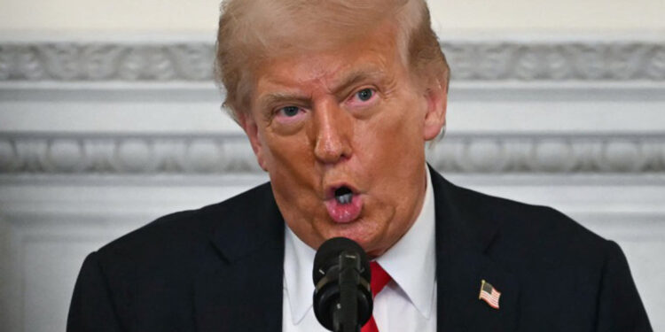 Trump critica elección de Bad Bunny para el Super Bowl: “Nunca he oído hablar de él”