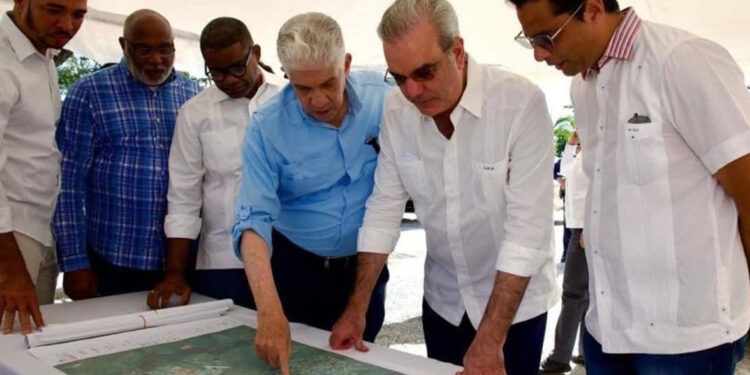 Abinader anuncia soluciones de agua, alcantarillado y energía en Higüey