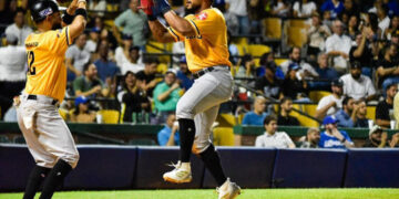 Águilas blanquean al Licey con 15 ponches y suman su quinta victoria seguida