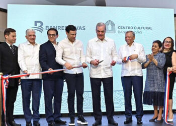 Banreservas inaugura Centro Cultural en Santiago