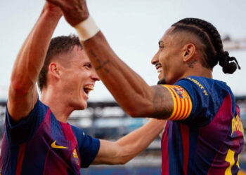 Barcelona remonta y vence 3-1 al Alavés para ser líder provisional de LaLiga