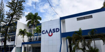 CAASD invertirá RD$1,400 millones en saneamiento de barrios de Santo Domingo