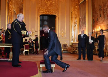 David Beckham es nombrado caballero por el rey Carlos III
