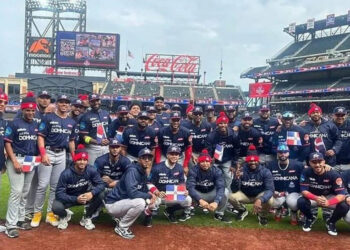 Dominicana vence a Puerto Rico en fiesta caribeña
