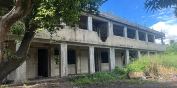 Escuela Paralizada Desde Hace 11 Años Se Convierte En Refugio De Delincuentes En La Vega