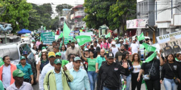 Fuerza del Pueblo marcha contra situación del país