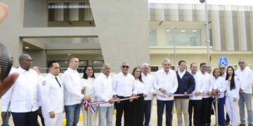 Gobierno inaugura moderno hospital regional en San Francisco de Macorís