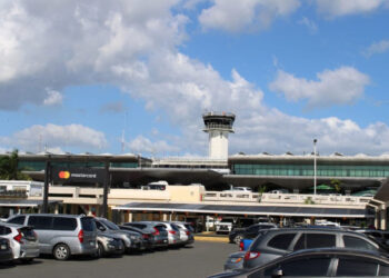 Gobierno invertirá 700 millones de dólares en aeropuertos del país