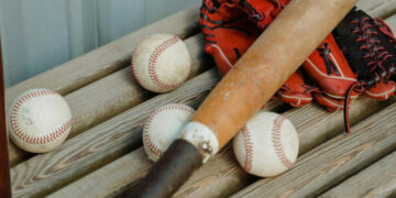 Incautan dos kilos de metanfetamina en bates de béisbol