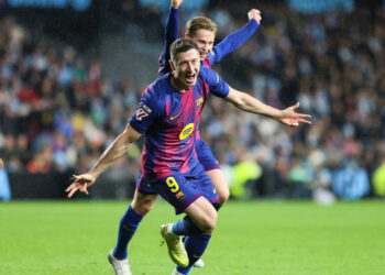 Lewandowski brilla con un ‘hat-trick’ en la victoria del Barça ante el Celta