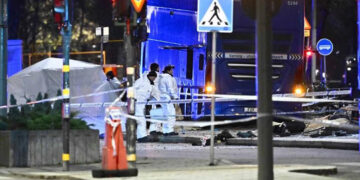 Muertos y heridos tras atropello de autobús en Estocolmo