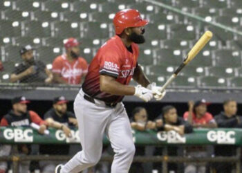 Navarro y Mateo conducen al Escogido a segundo triunfo seguido ante las Estrellas