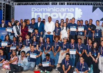 Ogtic otorga más de 180 becas para jóvenes en Dominicana Innova 2025