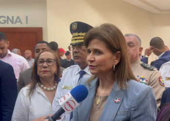 Raquel Peña informa que investigan causas del apagón nacional