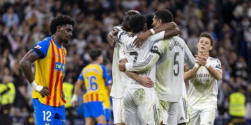 Real Madrid aplasta al Valencia con doblete de Mbappé y dominio total