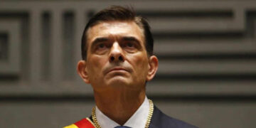 Rodrigo Paz asume la presidencia de Bolivia y restablece relaciones con EE. UU.
