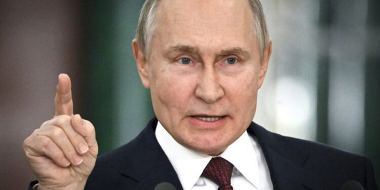 Rusia incorpora a Mijail Kasianov en lista de extremistas y terroristas
