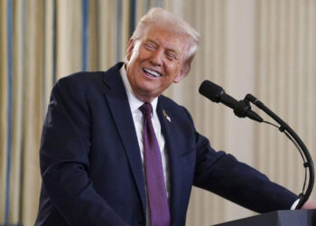Trump afirma que pacto Rusia-Ucrania está cerca pero Europa duda