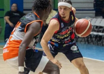 Albert Fernández lidera quinta victoria del club Centro en Higüey