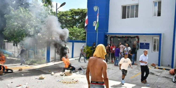 Imponen prisión preventiva a cuatro acusados por cuartel de El Limón