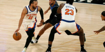 Knicks superan al Magic sin Towns con gran actuación de Brunson y Hart