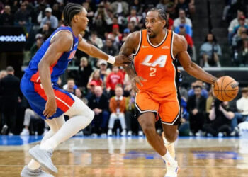 Leonard anota 55 puntos y guía triunfo de Clippers ante Pistons