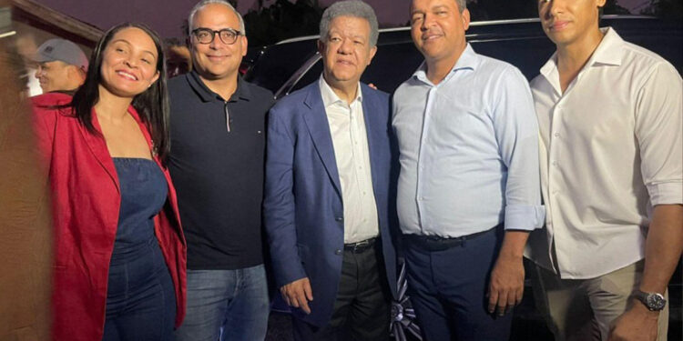 Leonel Fernández califica 2025 como uno de los peores años