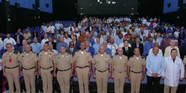 MIDE inicia entrega del “Cheque Sueldo por Año” a militares retirados
