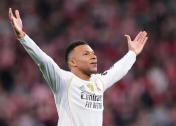 Mbappé guía al Real Madrid con doblete ante el Athletic