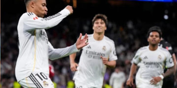 Mbappé iguala récord de Cristiano con 59 goles en un año