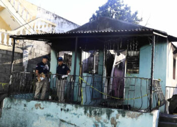 Niño muere calcinado en incendio de vivienda en Herrera