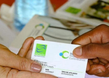 Pacientes denuncian retrasos en facturación de Senasa