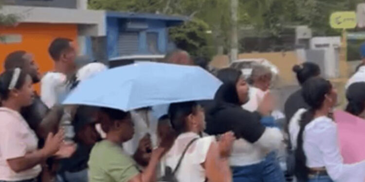 Protestas en El Limón siguen sin justicia por muerte de joven