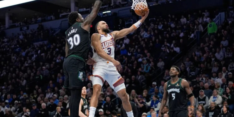 Suns y Spurs ganan antes de los cuartos de final de la Copa NBA
