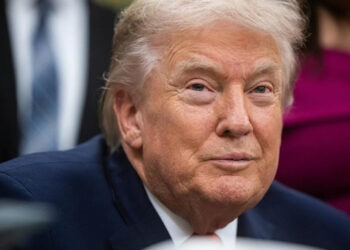 Trump ordena bloqueo total a petroleros sancionados de Venezuela