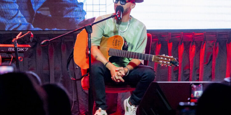 Zeo Muñoz anuncia gira y estrena “La niña de mi vida”