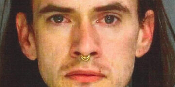 Arrestan hombre en EE. UU. por hallazgo de restos humanos