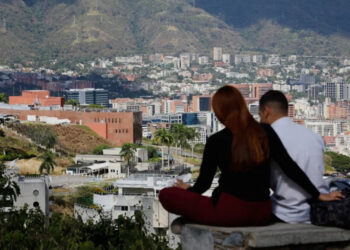 EE. UU. y Caracas inician diálogo para restablecer relaciones
