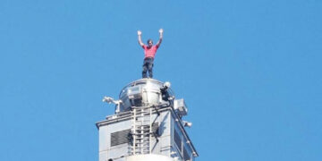 El escalador Alex Honnold hace historia en Taipei 101